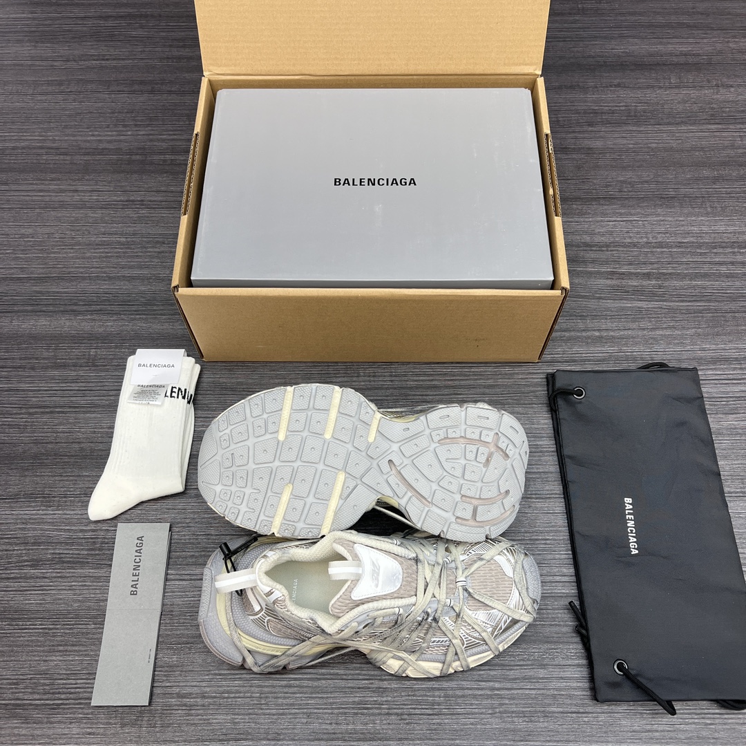 Balenciaga 一比一奶灰老爹鞋含盒配件還原專櫃質感| 7 Balenciaga 一比一奶灰老爹鞋含盒配件還原專櫃質感
