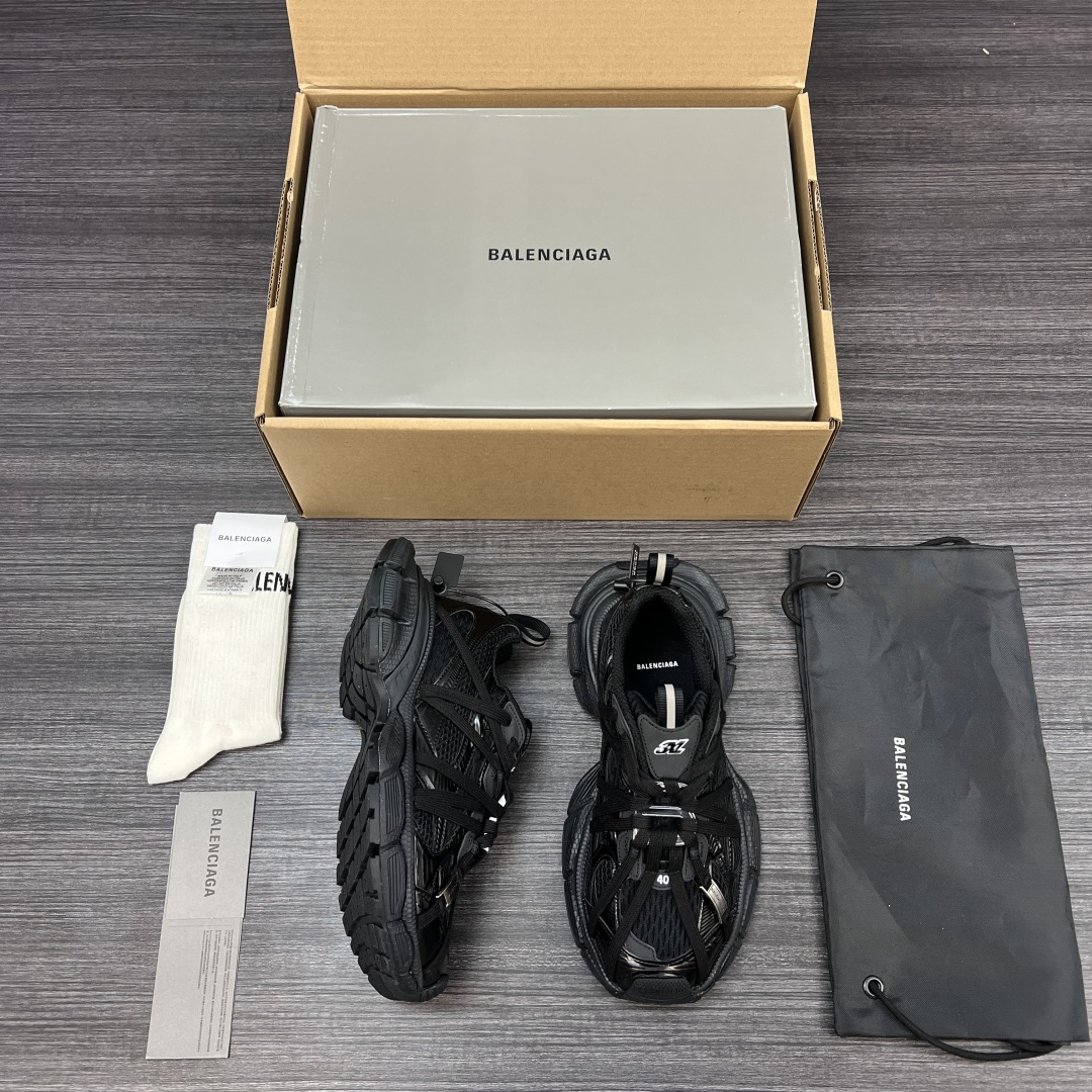Balenciaga A貨全黑老爹鞋反光設計強化夜間辨識度| 9 Balenciaga A貨全黑老爹鞋反光設計強化夜間辨識度