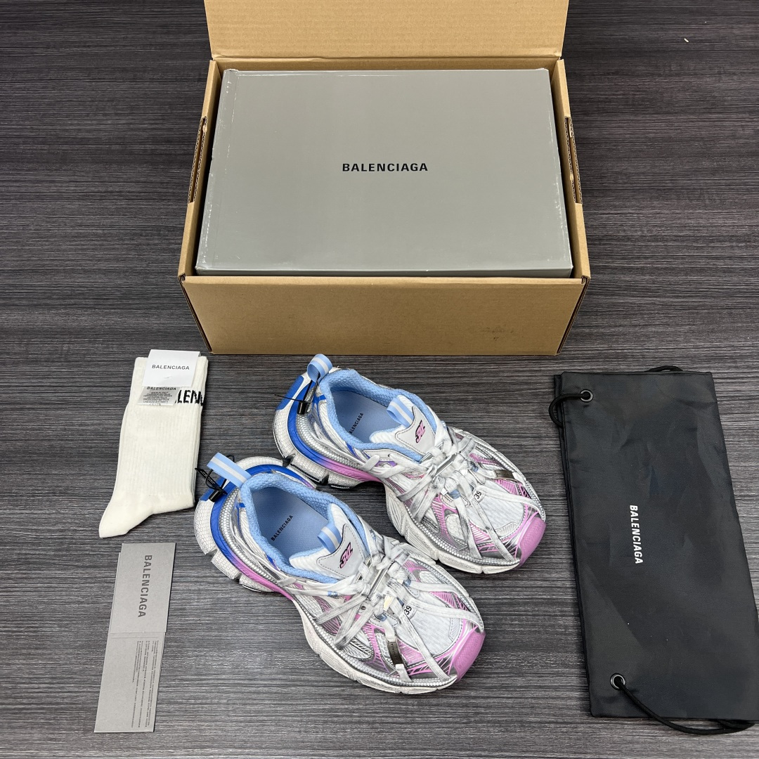 Balenciaga 高仿粉藍老爹鞋粉嫩撞色復古潮流感| 13 Balenciaga 高仿粉藍老爹鞋粉嫩撞色復古潮流感