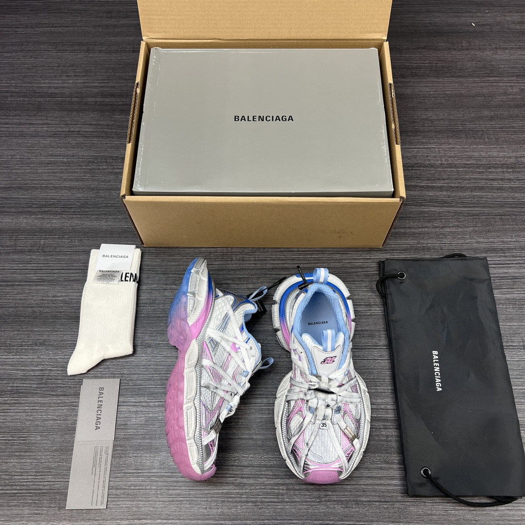 Balenciaga 高仿粉藍老爹鞋粉嫩撞色復古潮流感| 9 Balenciaga 高仿粉藍老爹鞋粉嫩撞色復古潮流感