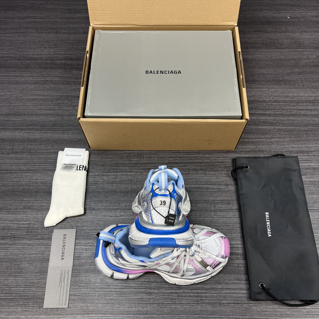 Balenciaga 高仿粉藍老爹鞋粉嫩撞色復古潮流感| 8 Balenciaga 高仿粉藍老爹鞋粉嫩撞色復古潮流感
