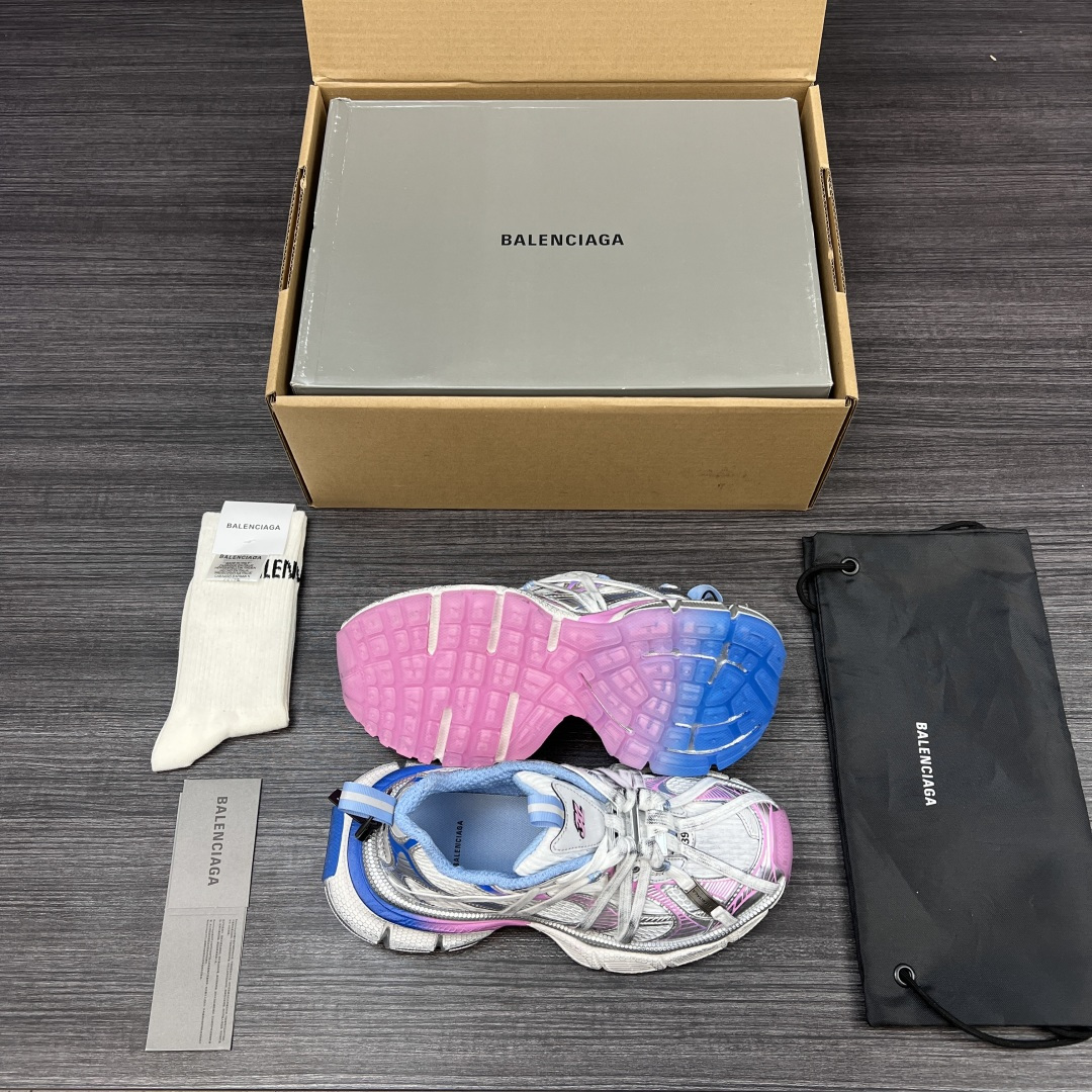 Balenciaga 高仿粉藍老爹鞋粉嫩撞色復古潮流感| 7 Balenciaga 高仿粉藍老爹鞋粉嫩撞色復古潮流感