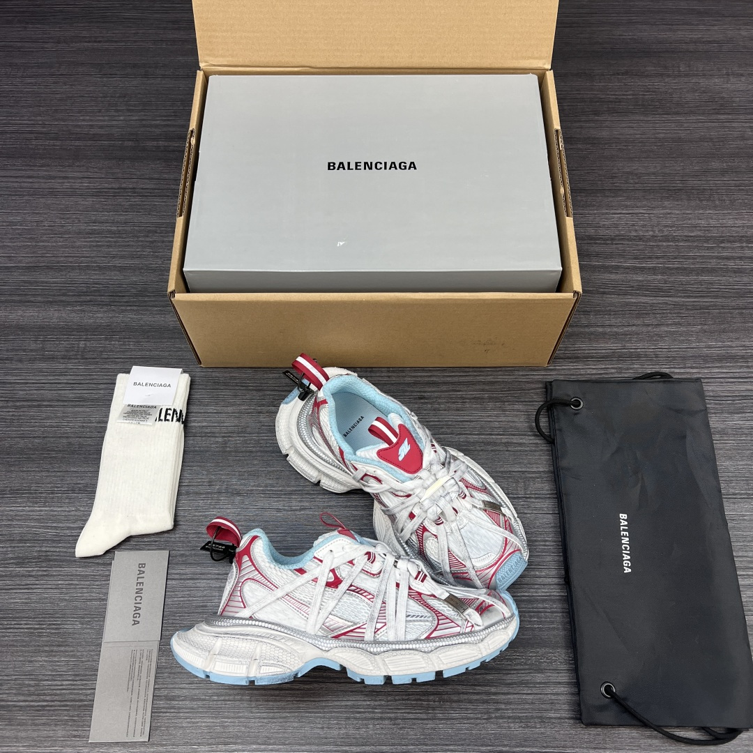 Balenciaga 一比一紅藍老爹鞋清新對比色街頭搭配｜歐美奢侈品精品推薦