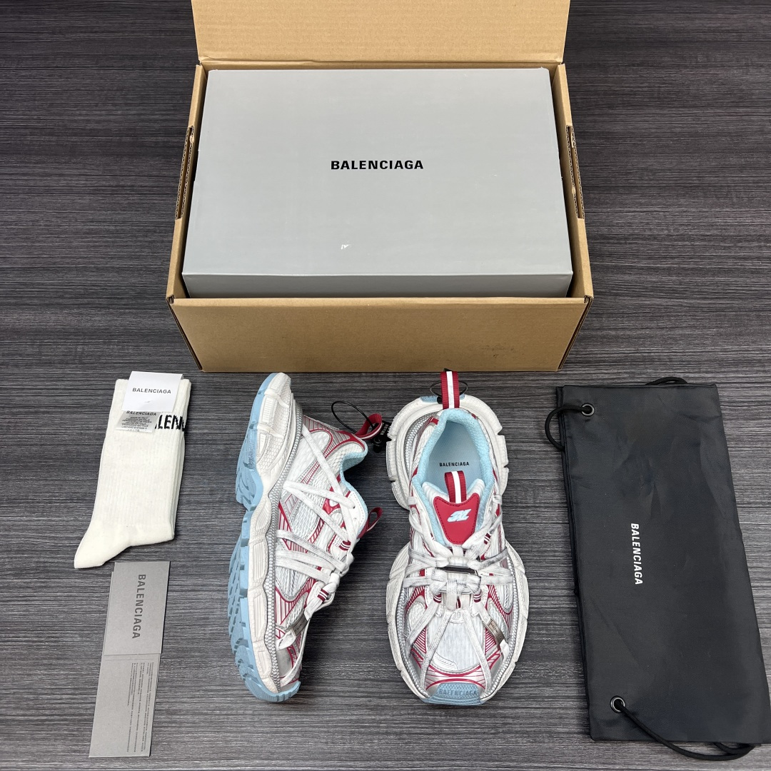 Balenciaga 一比一紅藍老爹鞋清新對比色街頭搭配｜歐美奢侈品精品推薦