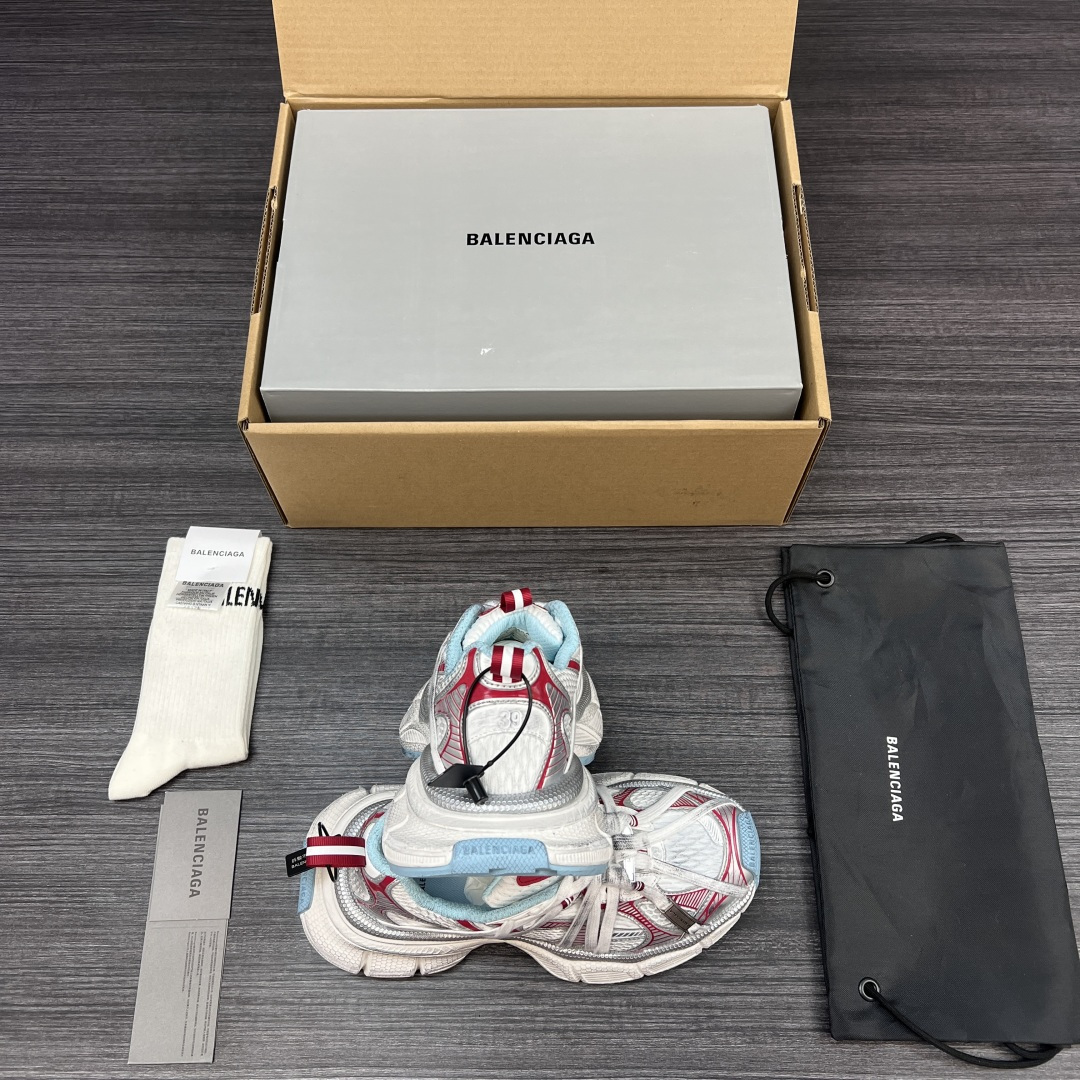 Balenciaga 一比一紅藍老爹鞋清新對比色街頭搭配｜歐美奢侈品精品推薦