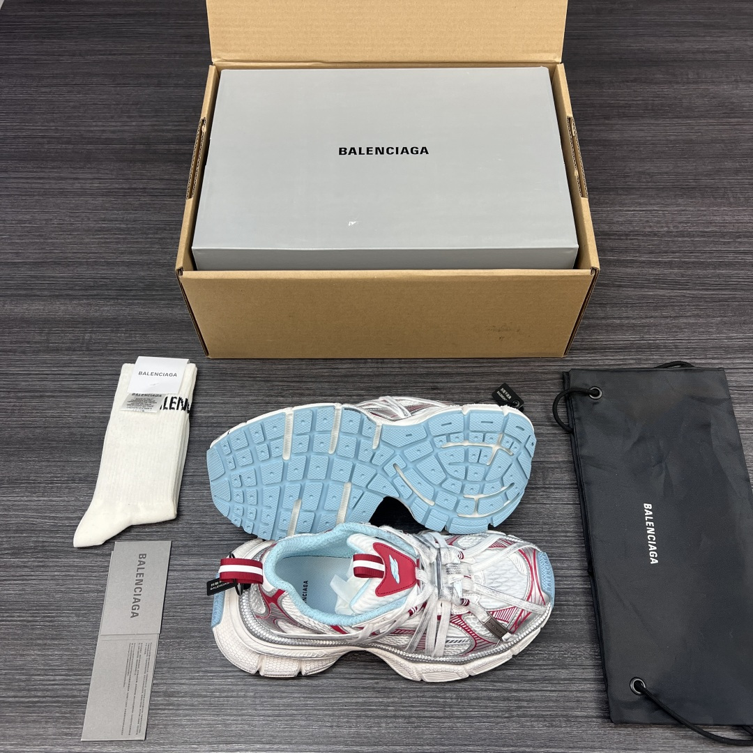 Balenciaga 一比一紅藍老爹鞋清新對比色街頭搭配｜歐美奢侈品精品推薦