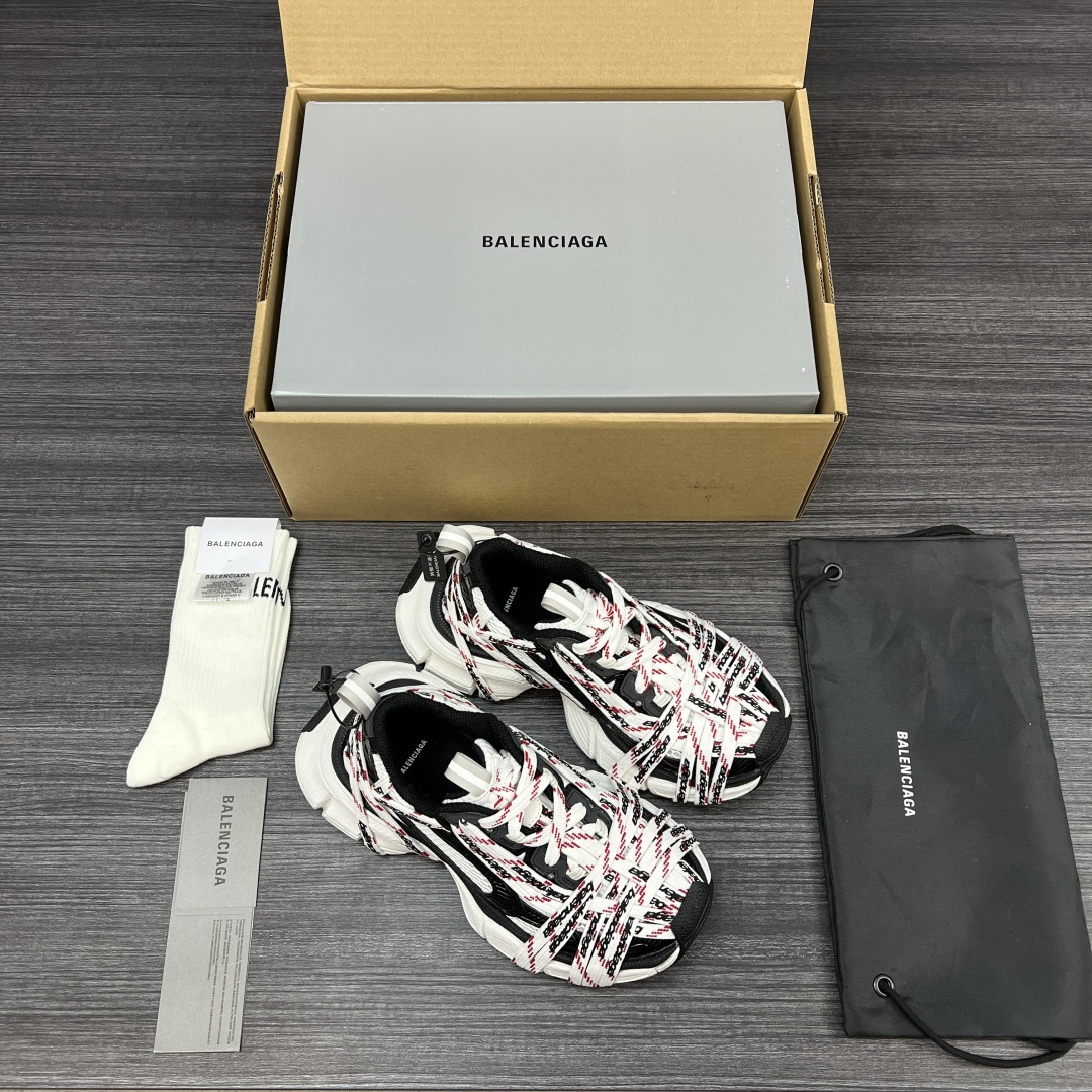 Balenciaga 高仿黑白紅老爹鞋三色穿織設計立體感強| 13 Balenciaga 高仿黑白紅老爹鞋三色穿織設計立體感強