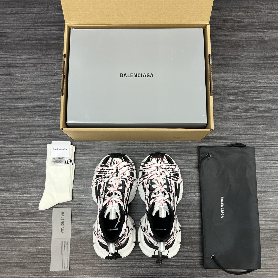 Balenciaga 高仿黑白紅老爹鞋三色穿織設計立體感強| 11 Balenciaga 高仿黑白紅老爹鞋三色穿織設計立體感強