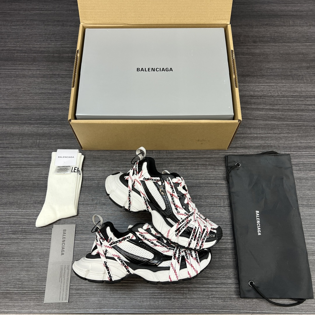 Balenciaga 高仿黑白紅老爹鞋三色穿織設計立體感強| 10 Balenciaga 高仿黑白紅老爹鞋三色穿織設計立體感強