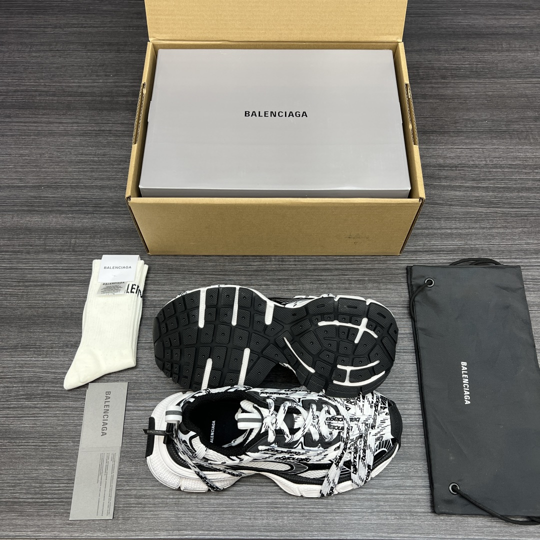 Balenciaga 高仿男士老爹鞋 黑白塗鴉設計 潮流感滿點| 7 Balenciaga 高仿男士老爹鞋 黑白塗鴉設計 潮流感滿點