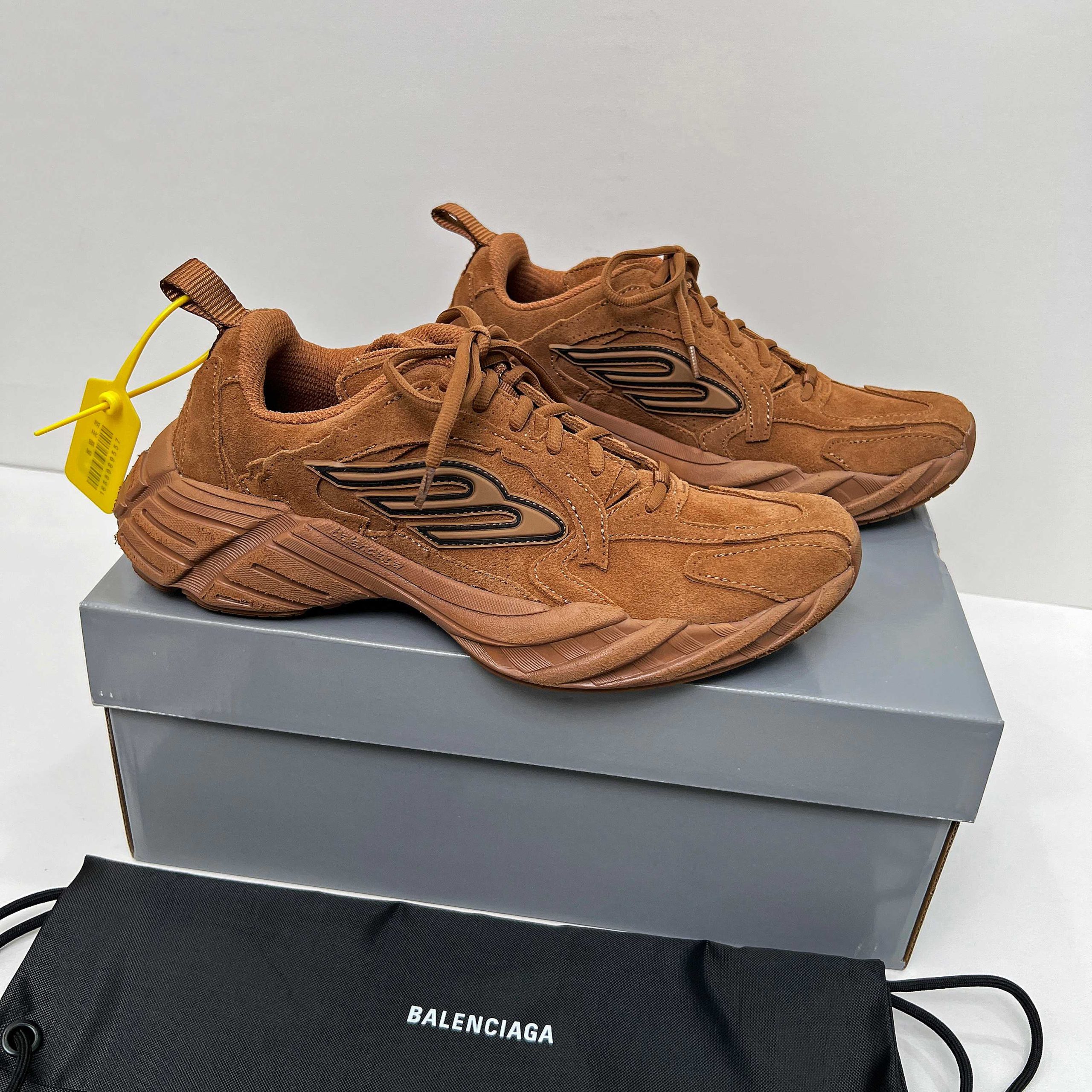 Balenciaga 高仿男款復古麂皮運動鞋 焦糖棕色 經典造型復刻| 14 Balenciaga 高仿男款復古麂皮運動鞋 焦糖棕色 經典造型復刻