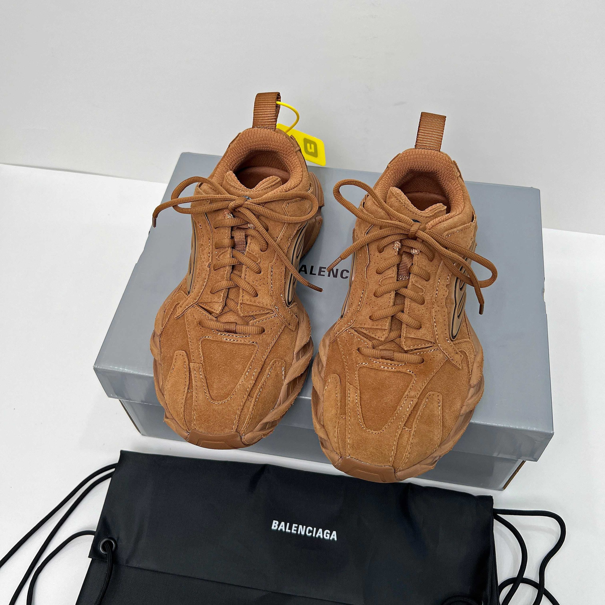 Balenciaga 高仿男款復古麂皮運動鞋 焦糖棕色 經典造型復刻| 13 Balenciaga 高仿男款復古麂皮運動鞋 焦糖棕色 經典造型復刻
