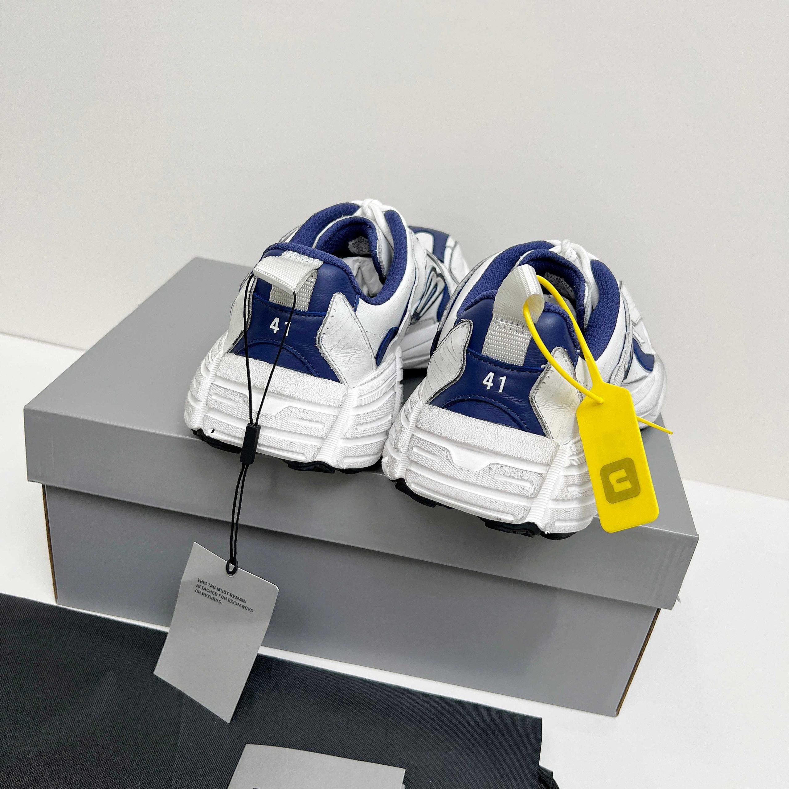 Balenciaga 一比一男款流線運動鞋 白藍撞色 2025百搭新款| 11 Balenciaga 一比一男款流線運動鞋 白藍撞色 2025百搭新款