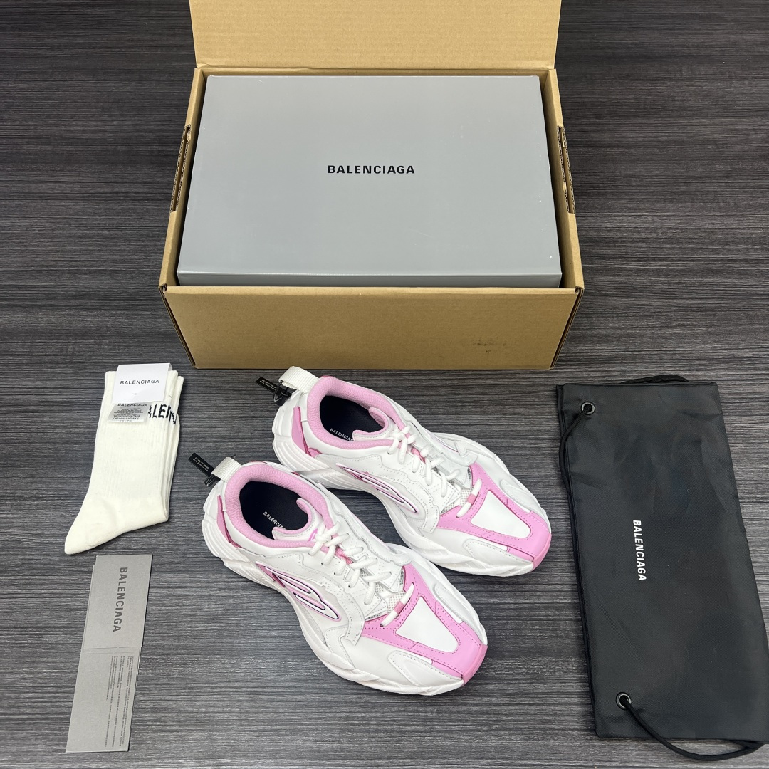 Balenciaga 精品仿製女款運動鞋 白粉撞色 流線時尚設計| 13 Balenciaga 精品仿製女款運動鞋 白粉撞色 流線時尚設計