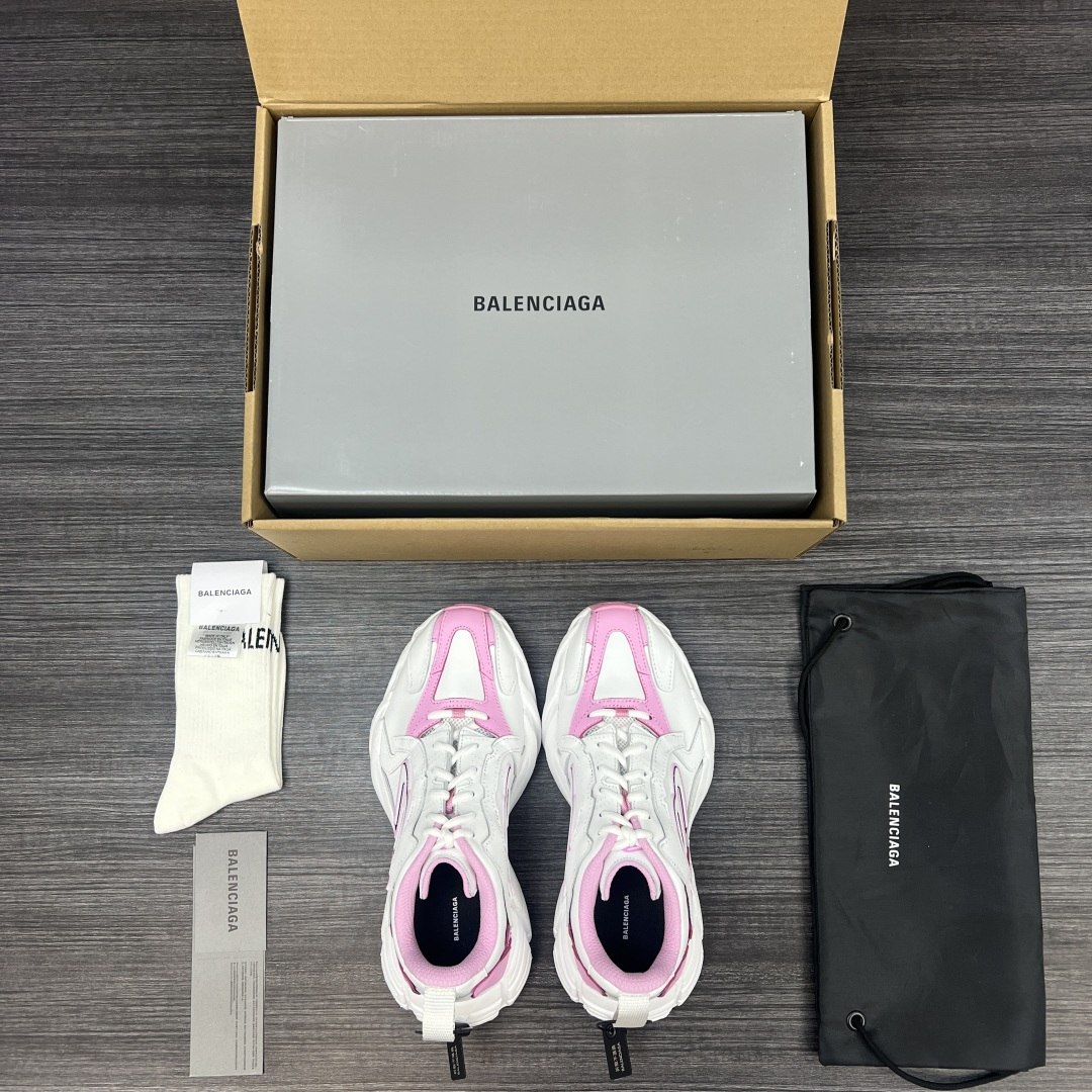 Balenciaga 精品仿製女款運動鞋 白粉撞色 流線時尚設計| 11 Balenciaga 精品仿製女款運動鞋 白粉撞色 流線時尚設計