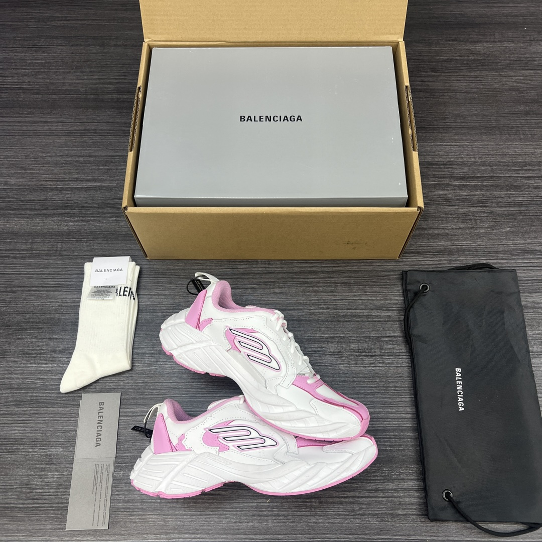 Balenciaga 精品仿製女款運動鞋 白粉撞色 流線時尚設計| 10 Balenciaga 精品仿製女款運動鞋 白粉撞色 流線時尚設計