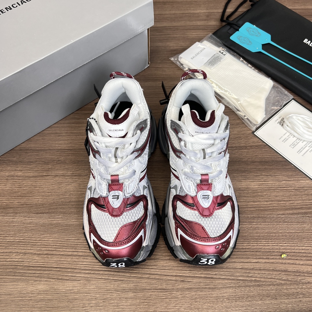 Balenciaga 高仿老爹鞋女款 酒紅拼色設計 潮流機能風厚底鞋