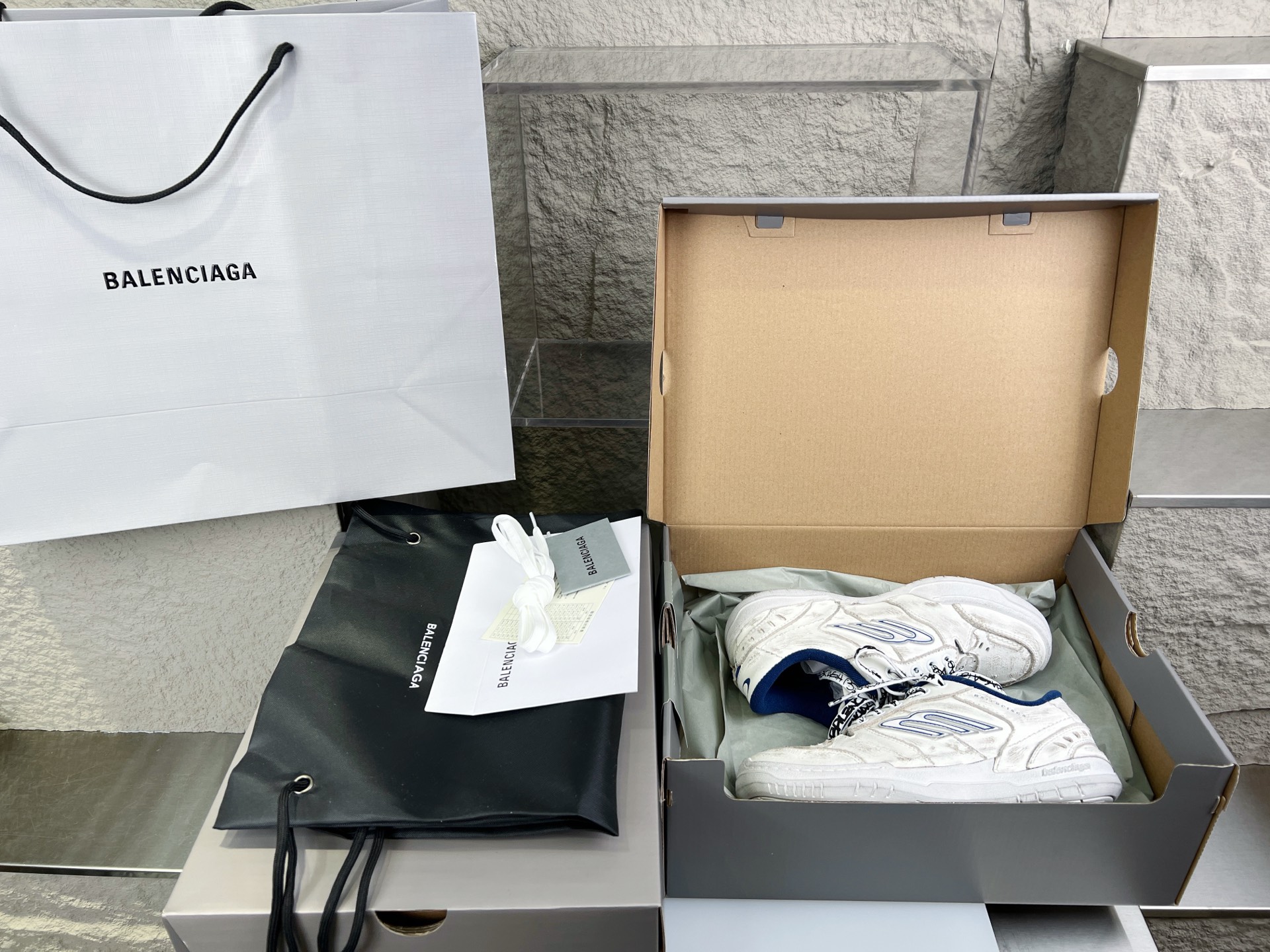 Balenciaga 一比一復刻滑板鞋 白藍拼色經典女款 潮流復古設計｜歐美奢侈品精品推薦