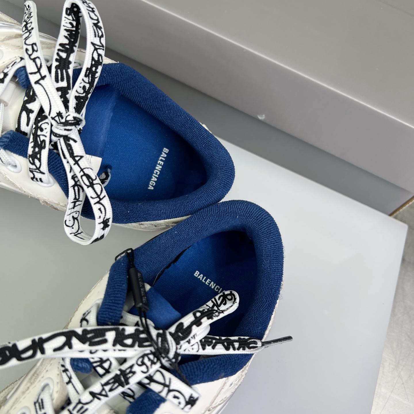 Balenciaga 一比一復刻滑板鞋 白藍拼色經典女款 潮流復古設計｜歐美奢侈品精品推薦