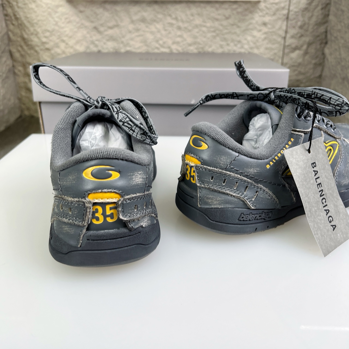 Balenciaga 高仿滑板鞋男款 灰黃撞色復古風 潮流街頭風格| 8 Balenciaga 高仿滑板鞋男款 灰黃撞色復古風 潮流街頭風格
