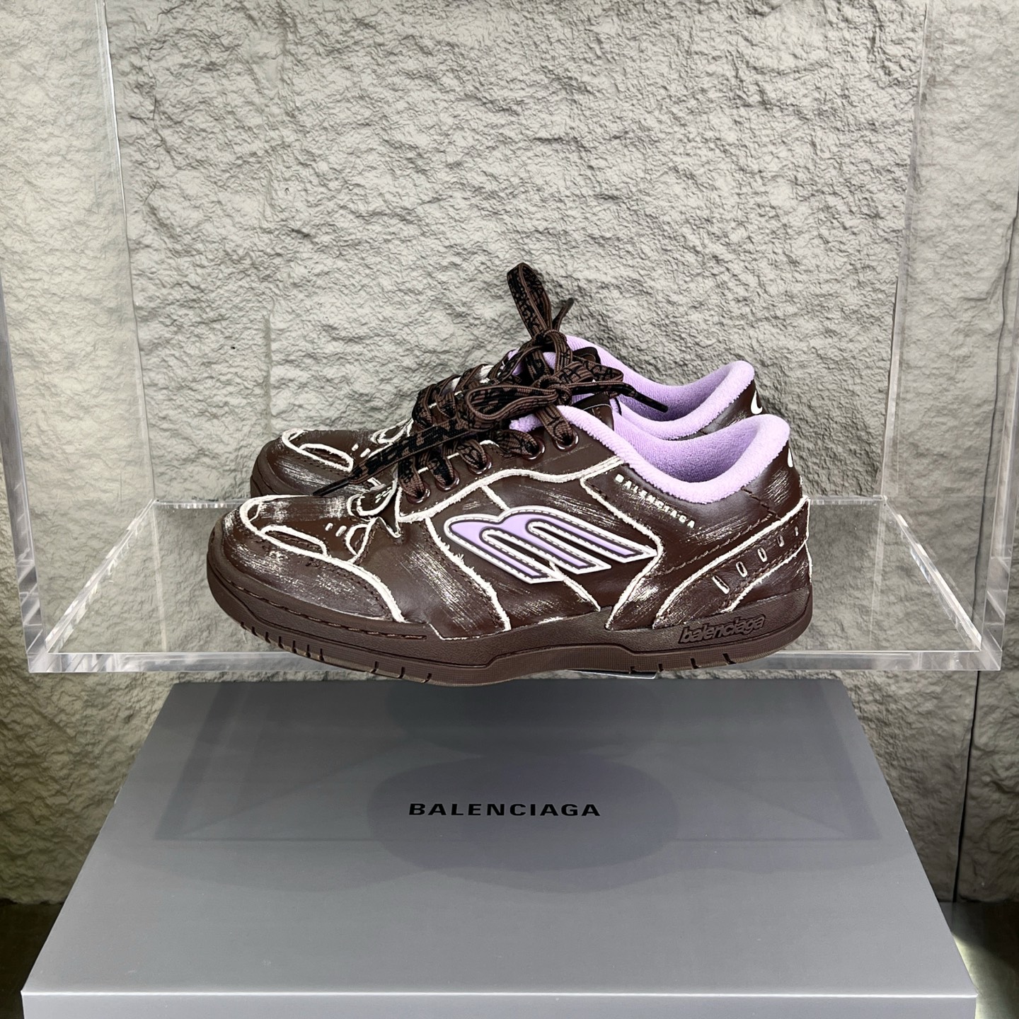 Balenciaga 高仿滑板鞋女款 咖啡紫塗鴉設計 復古刷舊街頭風格｜歐美奢侈品精品推薦
