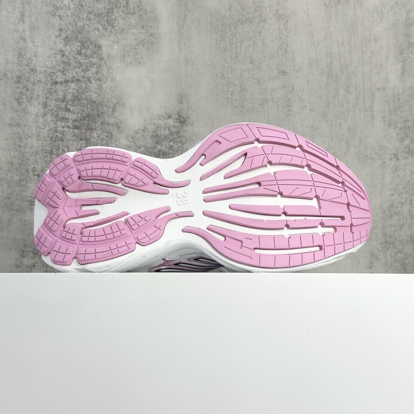 Balenciaga A貨復古運動鞋 女款白粉拼接設計 慢跑鞋風格百搭日常| 12 Balenciaga A貨復古運動鞋 女款白粉拼接設計 慢跑鞋風格百搭日常
