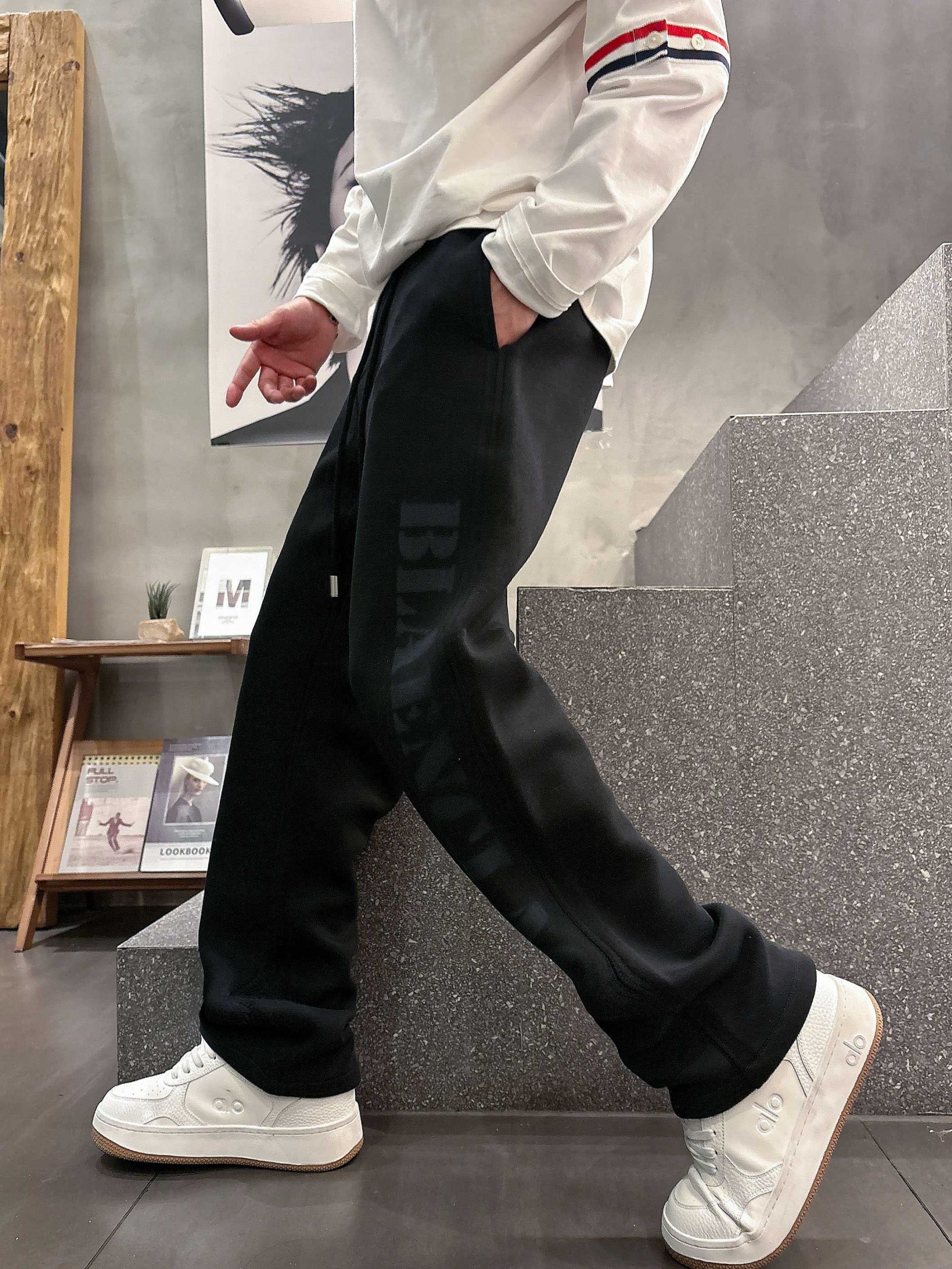Balenciaga A貨運動褲男款 黑色LOGO直筒褲 潮流簡約設計| 9 Balenciaga A貨運動褲男款 黑色LOGO直筒褲 潮流簡約設計