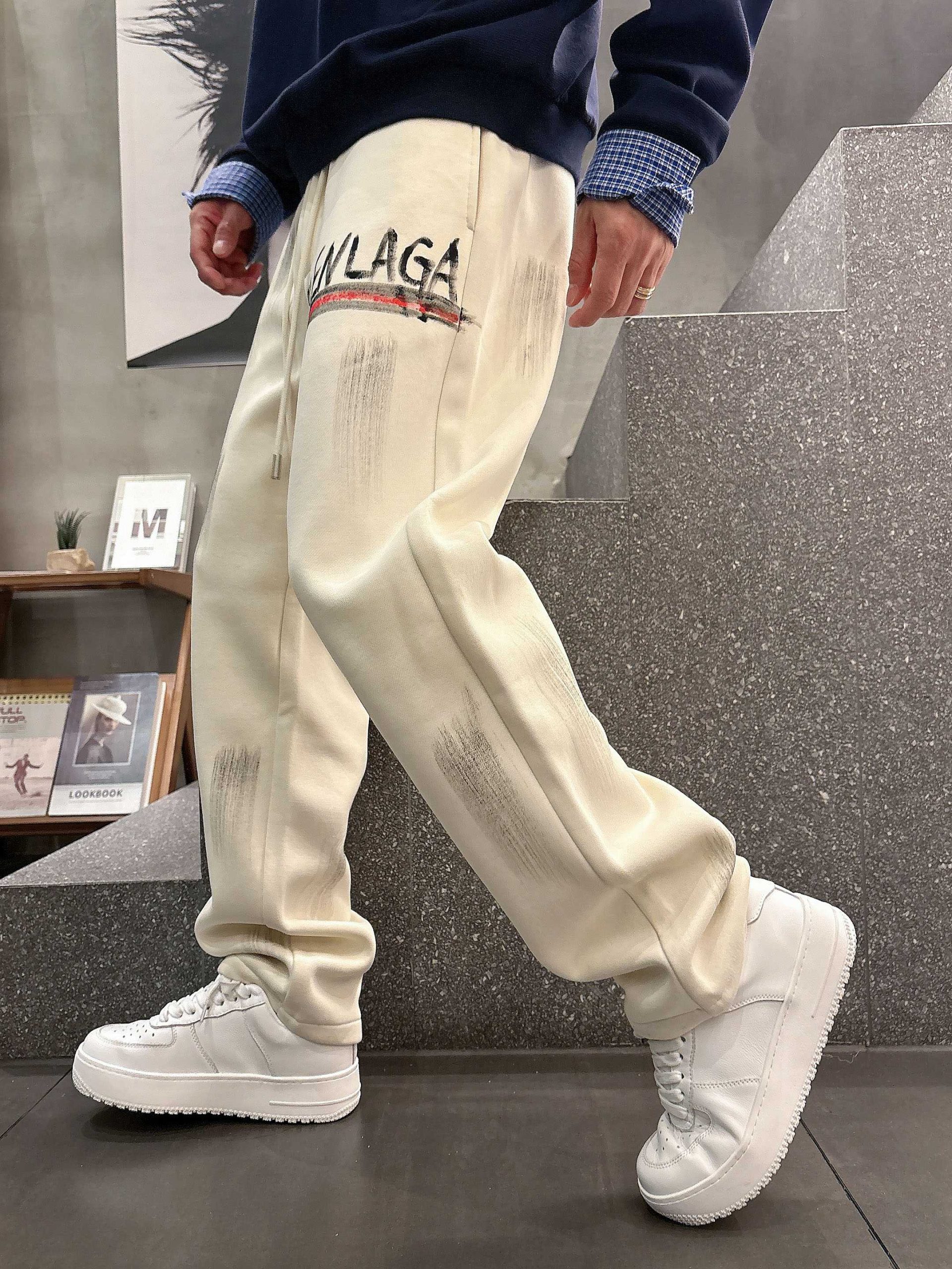 Balenciaga 原單奶油白運動褲 創意品牌塗鴉Logo設計款| 11 Balenciaga 原單奶油白運動褲 創意品牌塗鴉Logo設計款