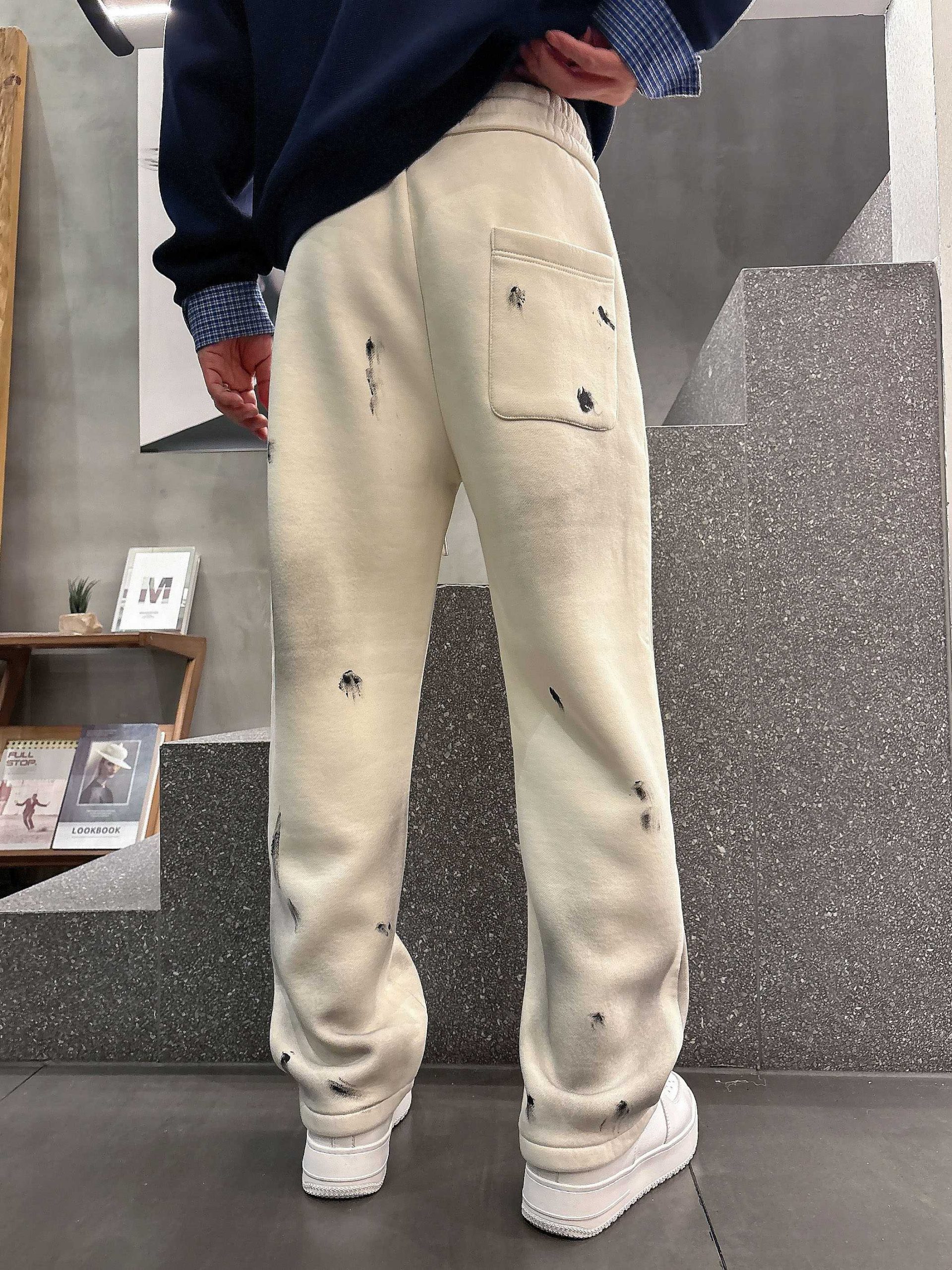 Balenciaga A貨奶油白運動長褲 破損刷舊刺繡Logo款| 8 Balenciaga A貨奶油白運動長褲 破損刷舊刺繡Logo款