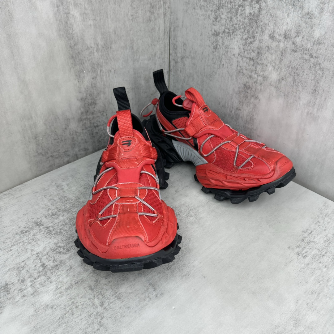 Balenciaga 高仿男士老爹鞋 紅黑拼接設計 街頭感十足