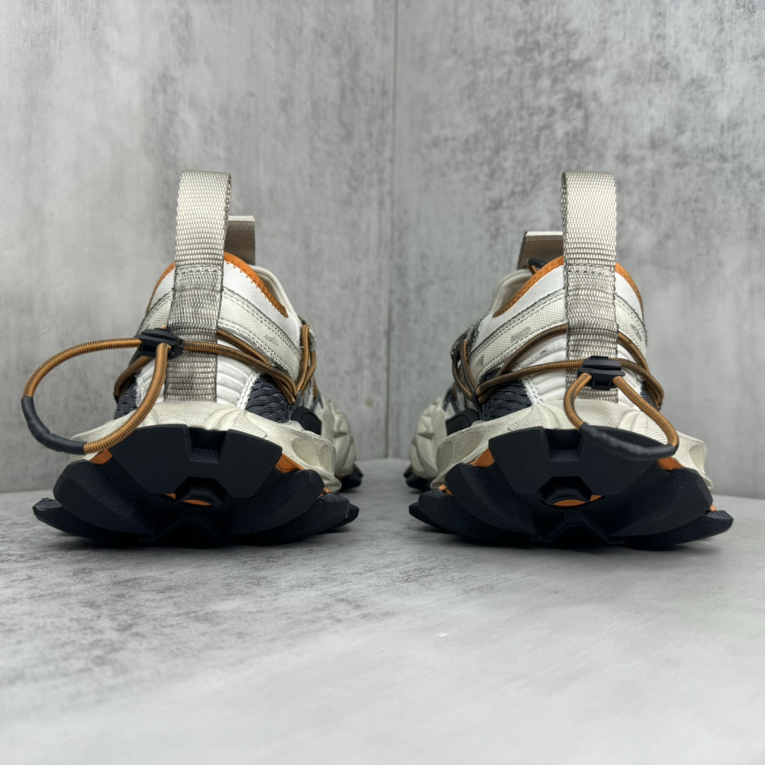 Balenciaga 高仿復刻老爹鞋 男款白灰拼橘潮流配色 運動風滿載| 11 Balenciaga 高仿復刻老爹鞋 男款白灰拼橘潮流配色 運動風滿載
