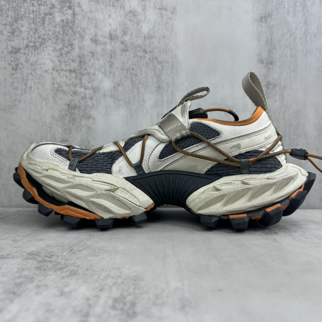 Balenciaga 高仿復刻老爹鞋 男款白灰拼橘潮流配色 運動風滿載| 9 Balenciaga 高仿復刻老爹鞋 男款白灰拼橘潮流配色 運動風滿載