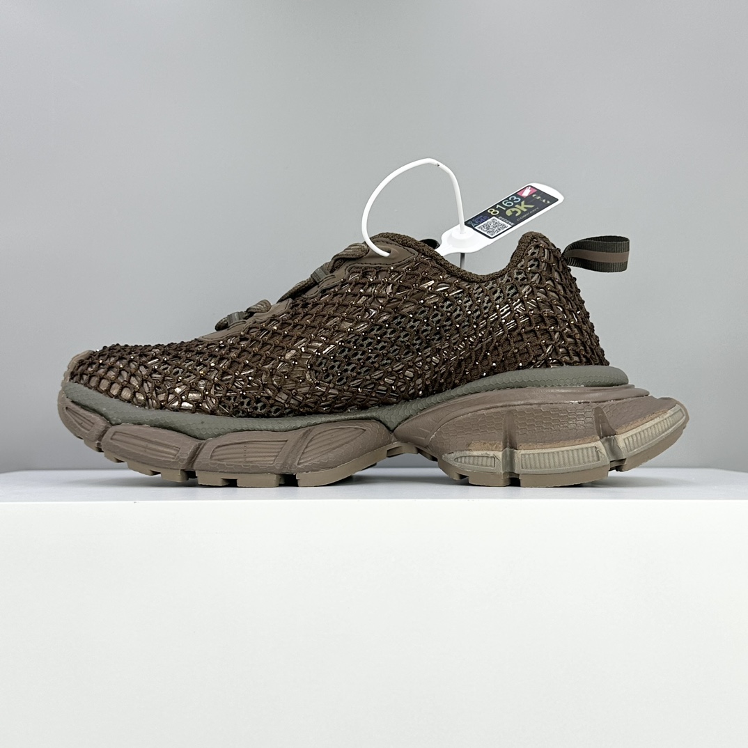 Balenciaga 高仿網眼跑鞋 男款白灰輕量透氣型 銳利感設計| 11 Balenciaga 高仿網眼跑鞋 男款白灰輕量透氣型 銳利感設計