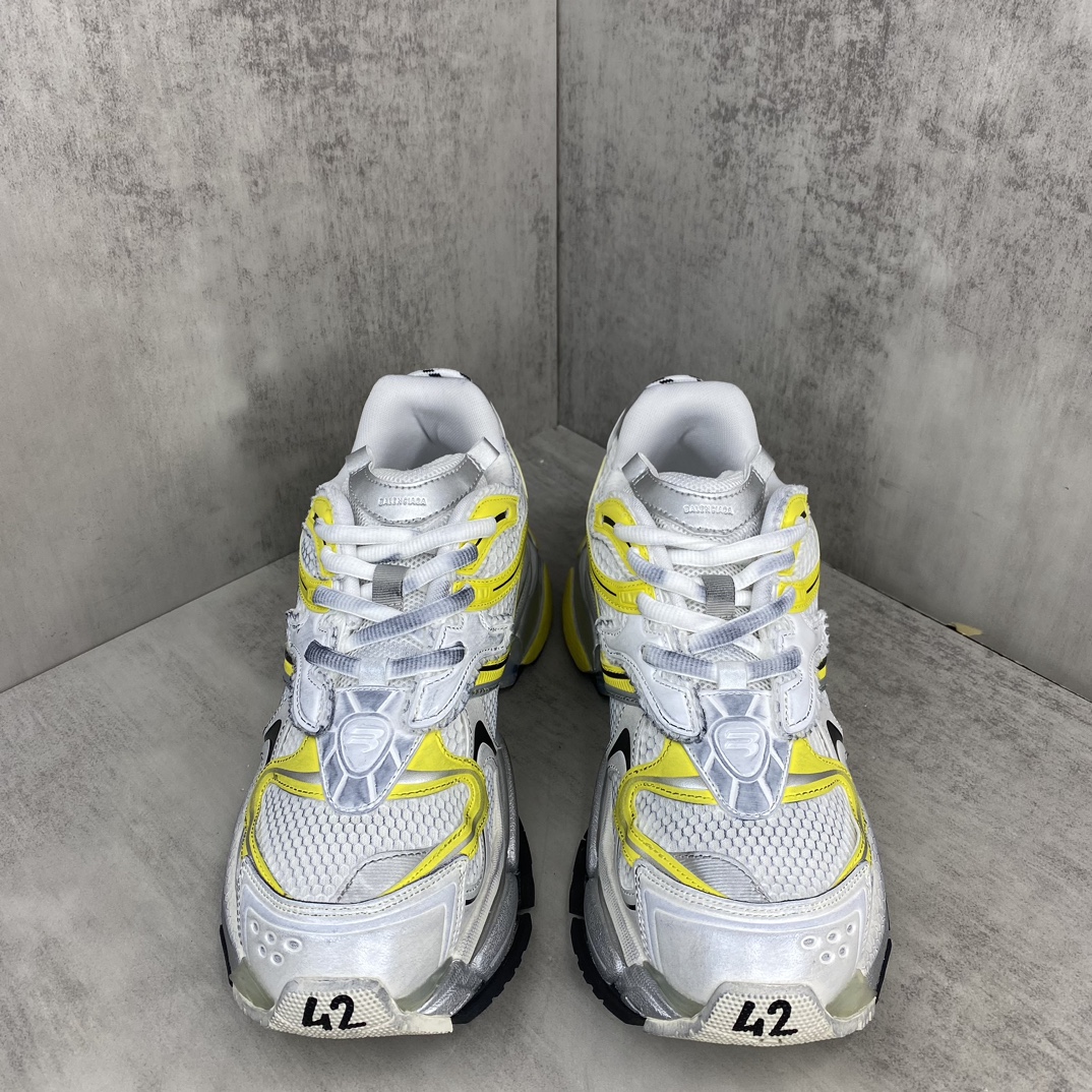 Balenciaga 原單男鞋 白黃撞色設計 高彩度流線運動鞋推薦| 12 Balenciaga 原單男鞋 白黃撞色設計 高彩度流線運動鞋推薦