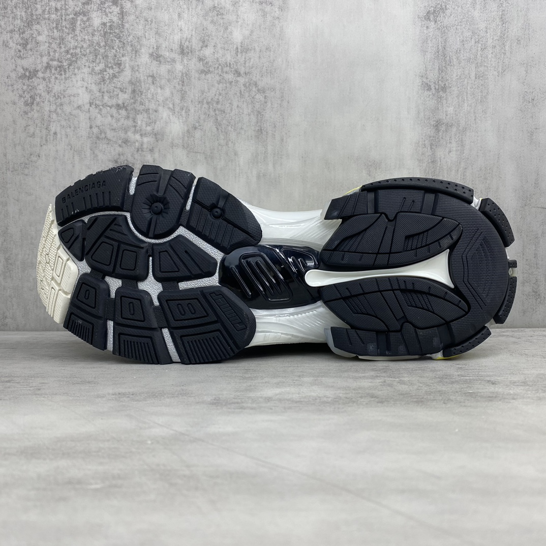 Balenciaga 原單男鞋 白黃撞色設計 高彩度流線運動鞋推薦| 8 Balenciaga 原單男鞋 白黃撞色設計 高彩度流線運動鞋推薦