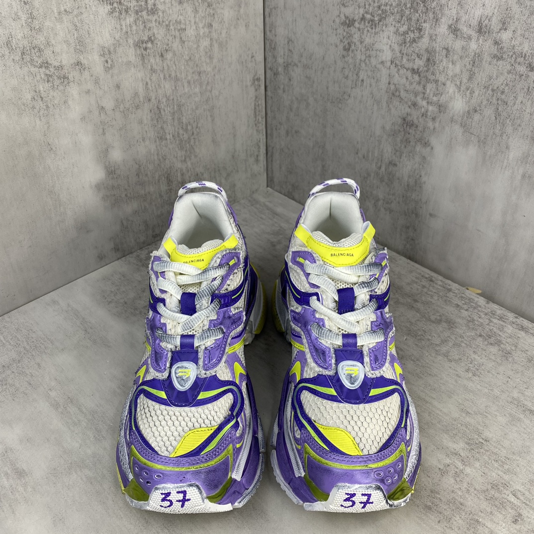 Balenciaga A貨等級男鞋 白紫撞色亮眼設計 透氣舒適網布鞋| 12 Balenciaga A貨等級男鞋 白紫撞色亮眼設計 透氣舒適網布鞋