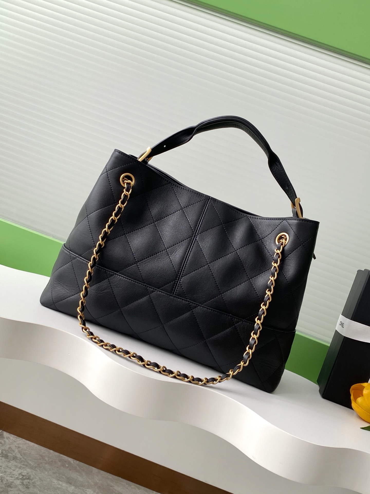Chanel 高仿黑色肩背托特包 菱格鏈條設計 女用大容量通勤包款| 14 Chanel 高仿黑色肩背托特包 菱格鏈條設計 女用大容量通勤包款