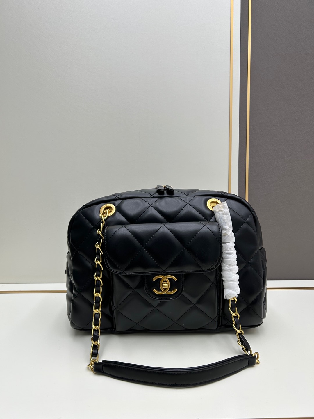 Chanel 高仿女用菱格拉鍊醫生包 黑色雙鍊條手提 多隔層機能設計｜歐美奢侈品精品推薦