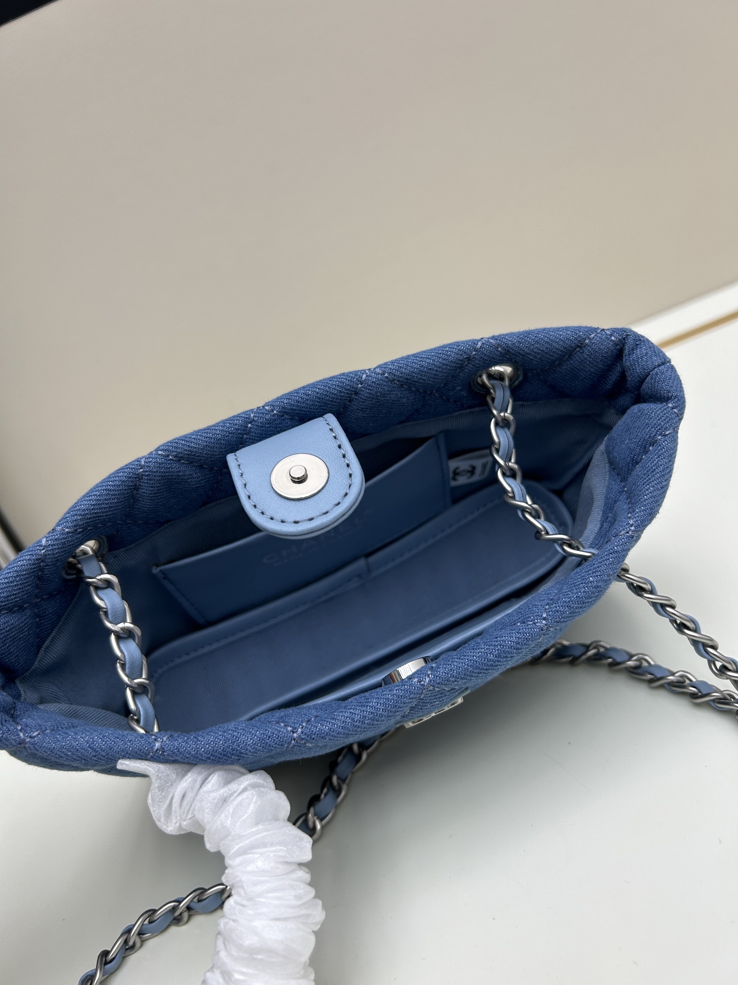 Chanel丹寧牛仔迷你包｜A貨設計小包款輕巧登場｜歐美奢侈品精品推薦