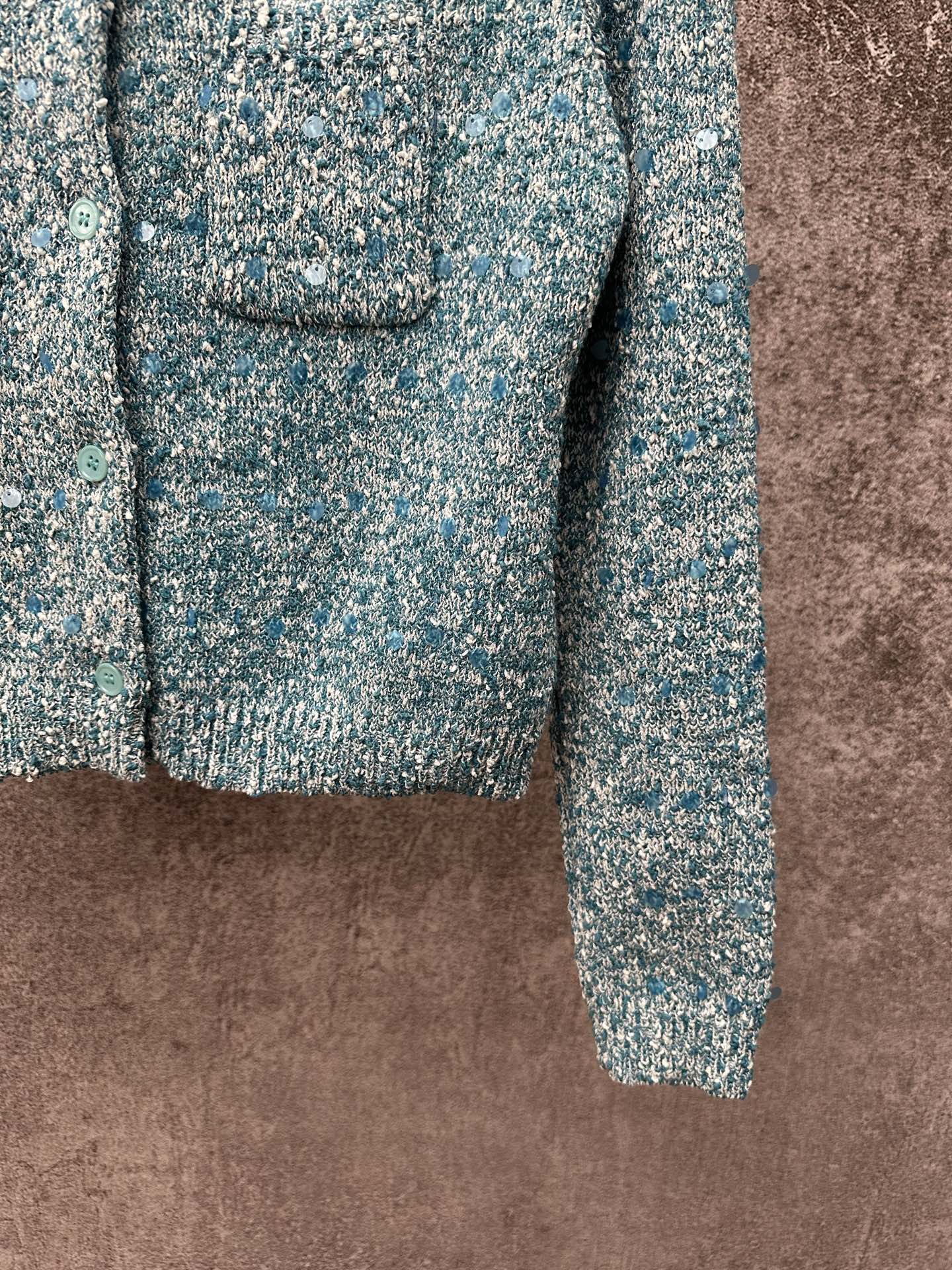 Chanel A貨短版羊毛感開襟上衣 短版剪裁 小香經典毛呢風格| 11 Chanel A貨短版羊毛感開襟上衣 短版剪裁 小香經典毛呢風格