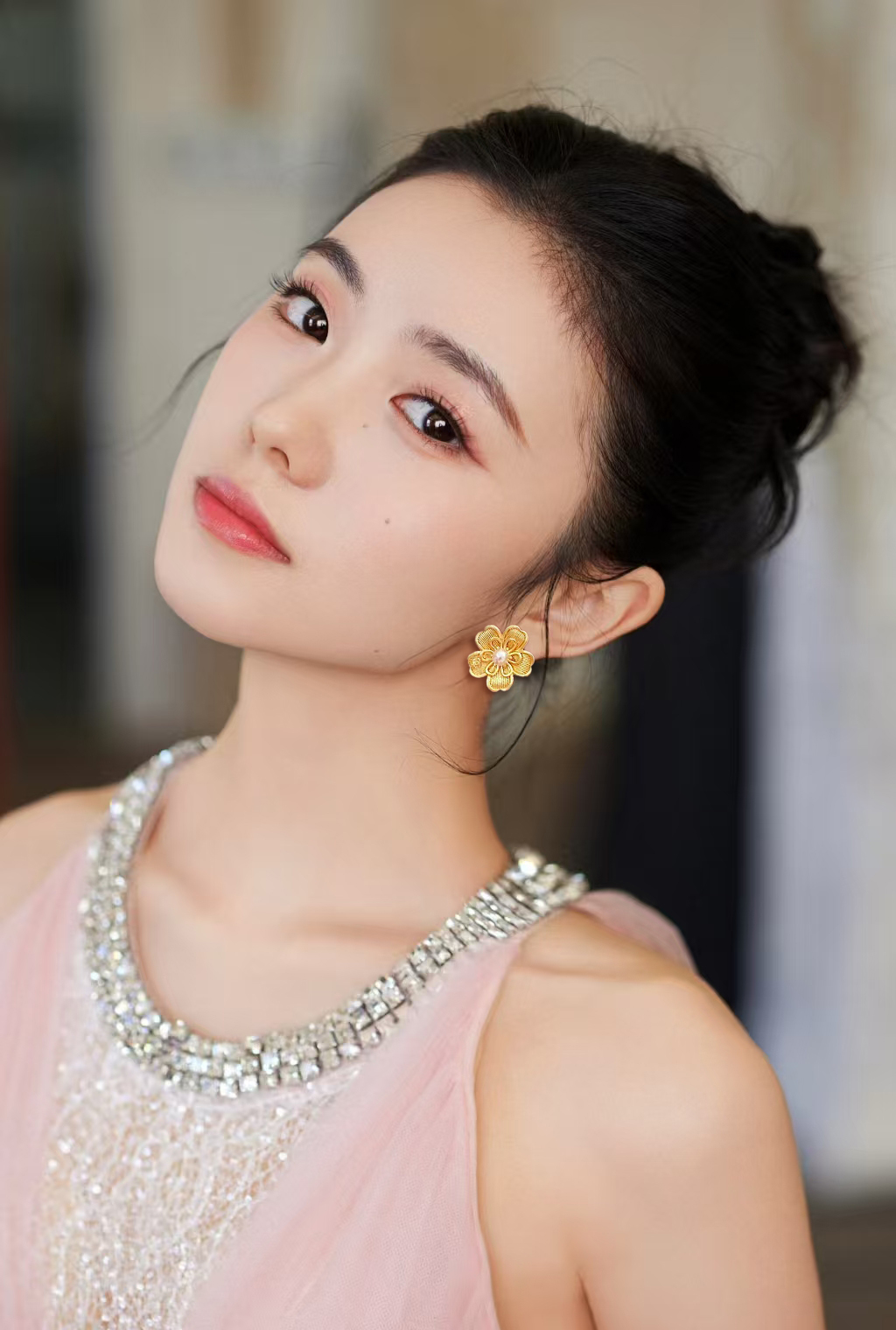 Chanel 高仿立體山茶花珍珠耳環 金屬雕花質感款 經典優雅系列| 14 Chanel 高仿立體山茶花珍珠耳環 金屬雕花質感款 經典優雅系列