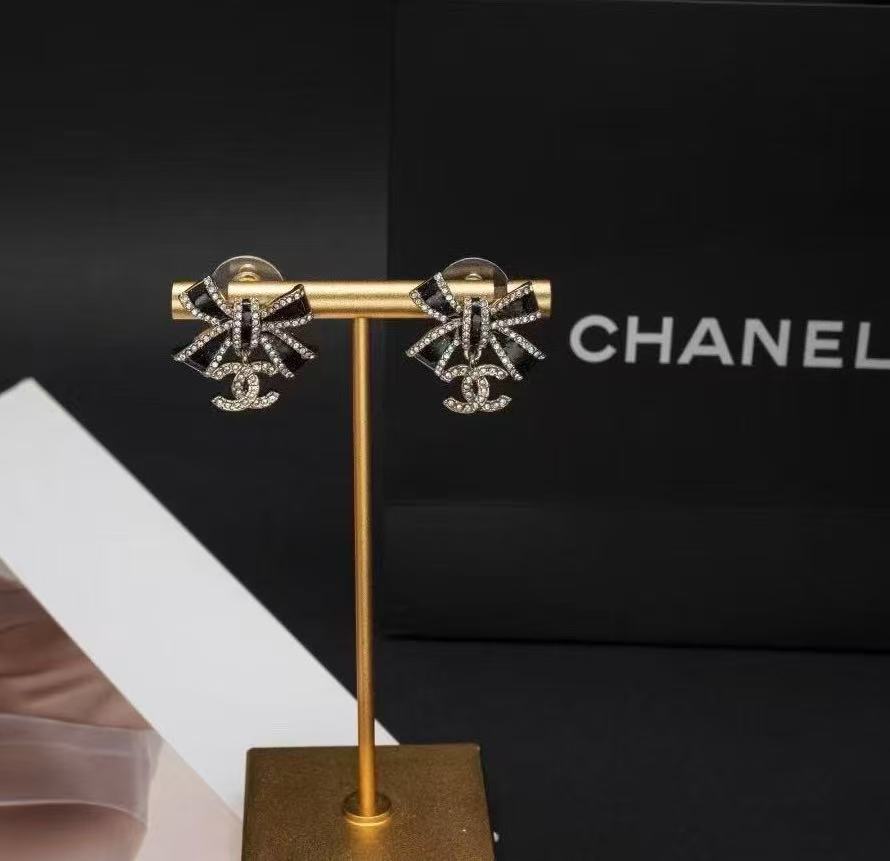 Chanel 高仿黑蝴蝶結雙C耳環 水鑽立體造型 女士典雅甜美風飾品| 14 Chanel 高仿黑蝴蝶結雙C耳環 水鑽立體造型 女士典雅甜美風飾品