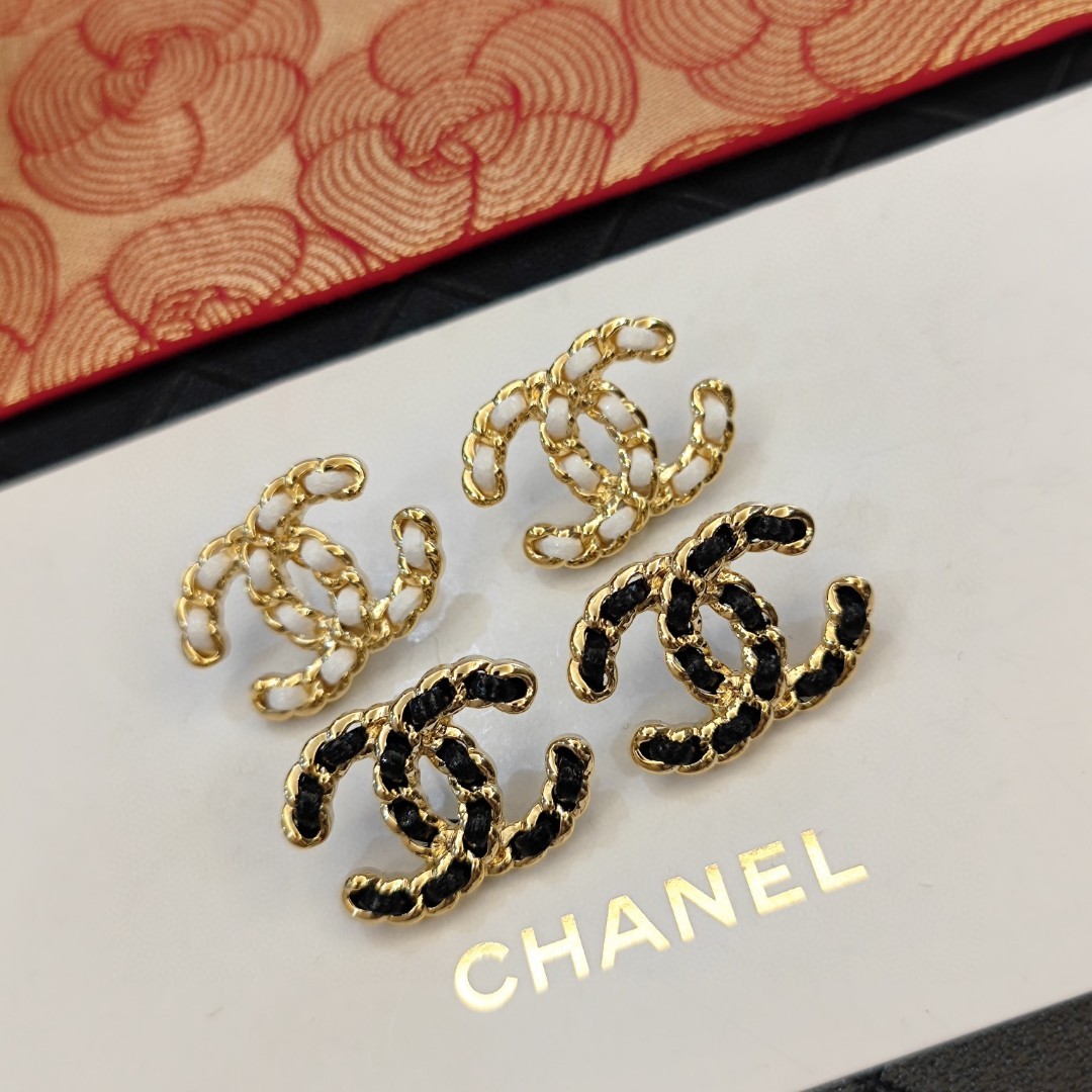 Chanel 一比一珍珠星型雙C耳環 可愛奢華造型 女生百搭設計款| 15 Chanel 一比一珍珠星型雙C耳環 可愛奢華造型 女生百搭設計款