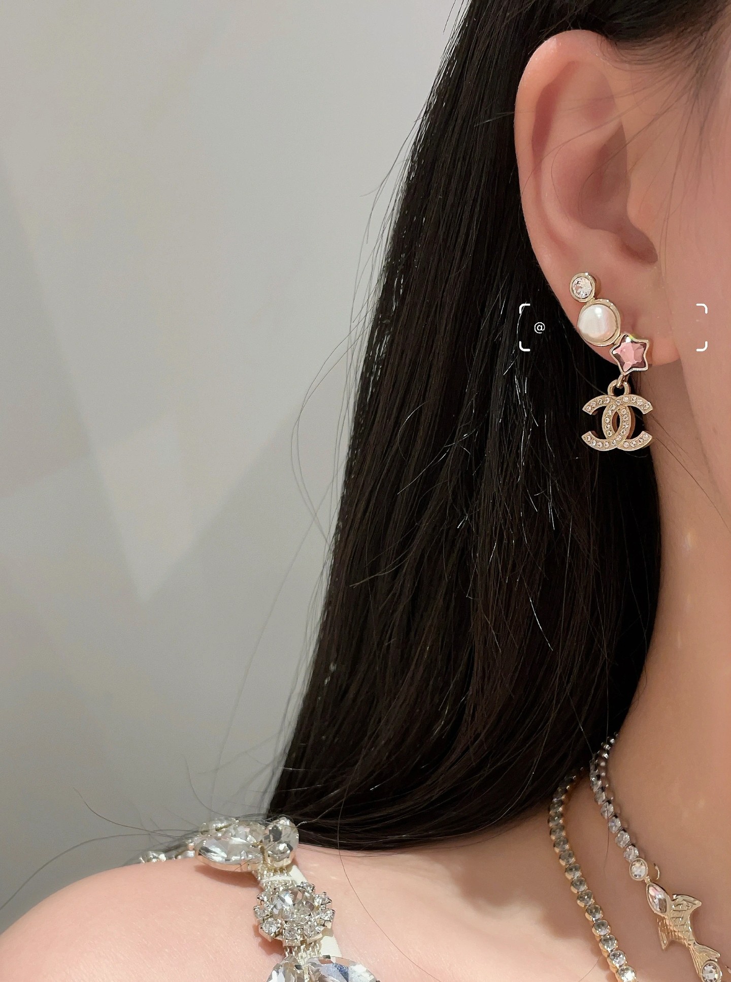 Chanel 高仿珍珠粉鑽雙C耳環 星型寶石甜美造型設計| 10 Chanel 高仿珍珠粉鑽雙C耳環 星型寶石甜美造型設計