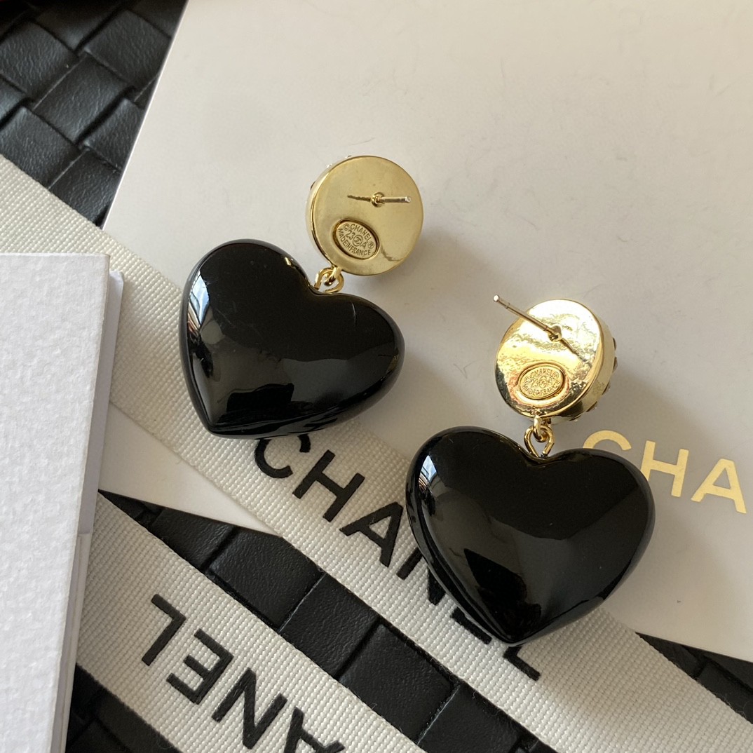 Chanel 高仿雙C珍珠耳環 優雅簡約短針設計 百搭實穿款| 11 Chanel 高仿雙C珍珠耳環 優雅簡約短針設計 百搭實穿款