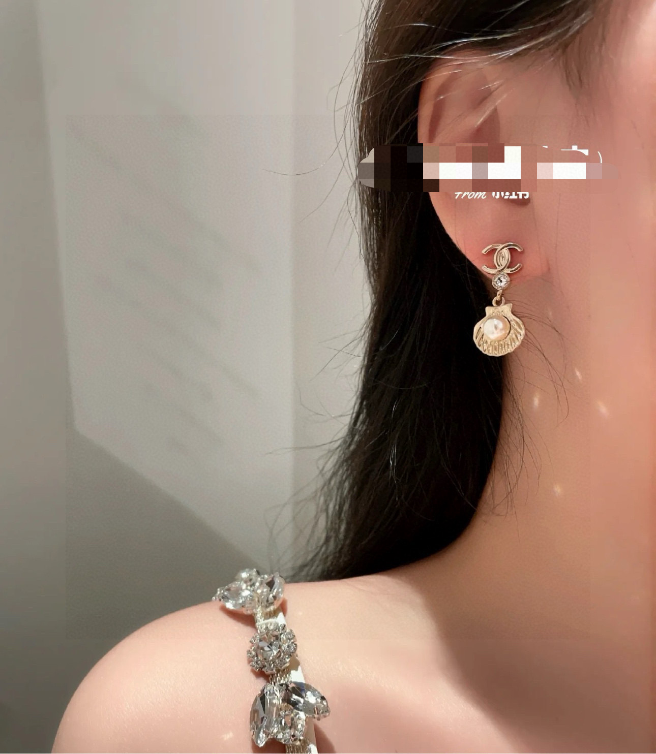 Chanel精品仿製海洋風耳環金色魚貝造型女款飾品| 12 Chanel精品仿製海洋風耳環金色魚貝造型女款飾品