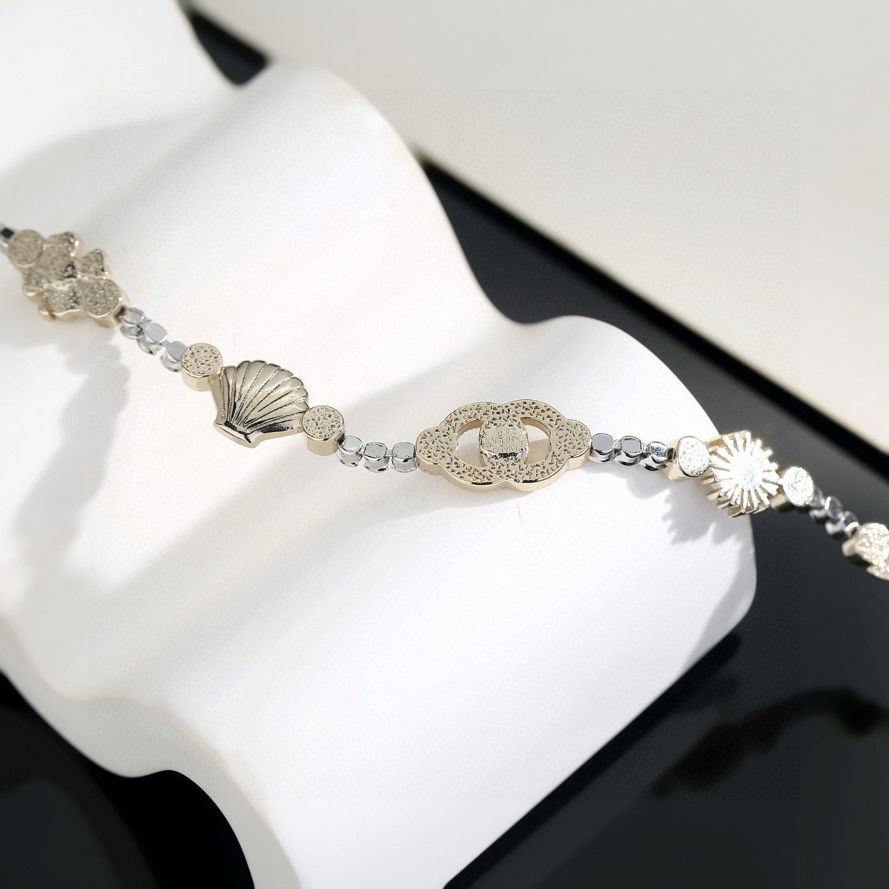 Chanel高仿短項鍊星星魚元素女款潮流風格飾品推薦| 11 Chanel高仿短項鍊星星魚元素女款潮流風格飾品推薦