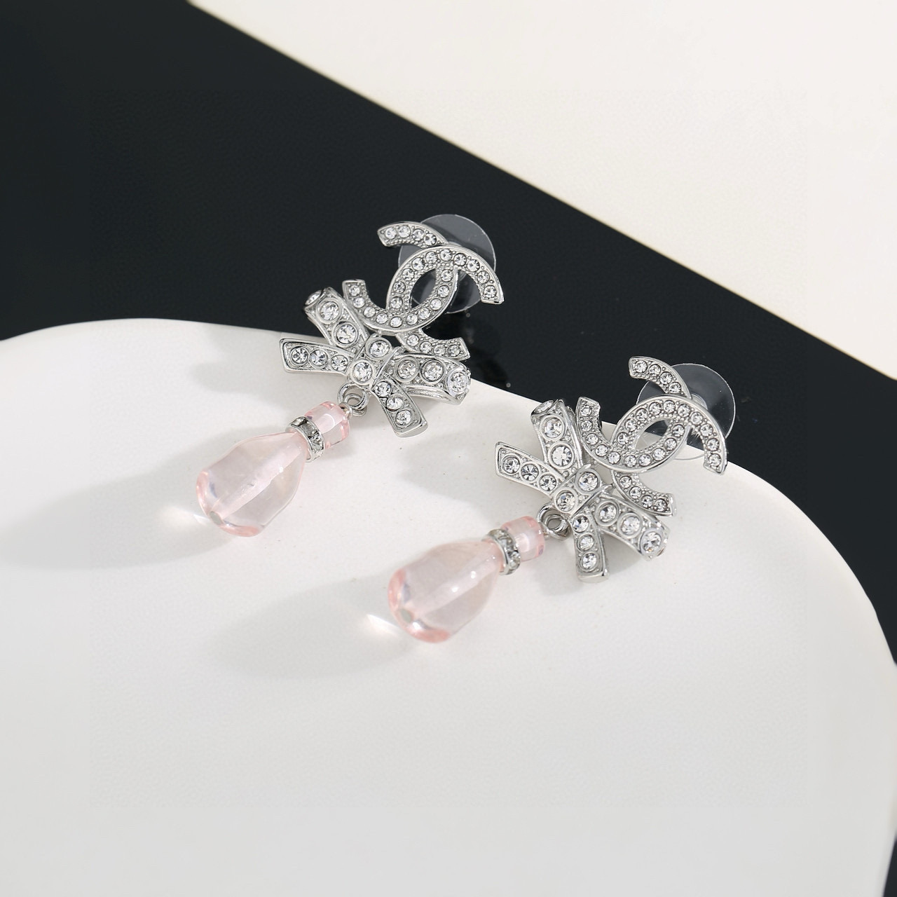 Chanel高仿水晶耳環蝴蝶結垂墜粉晶風格飾品人氣款