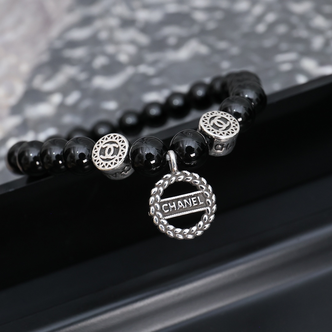 Chanel高仿黑紅對鍊手鍊雙色設計女款金屬Logo點綴｜歐美奢侈品精品推薦