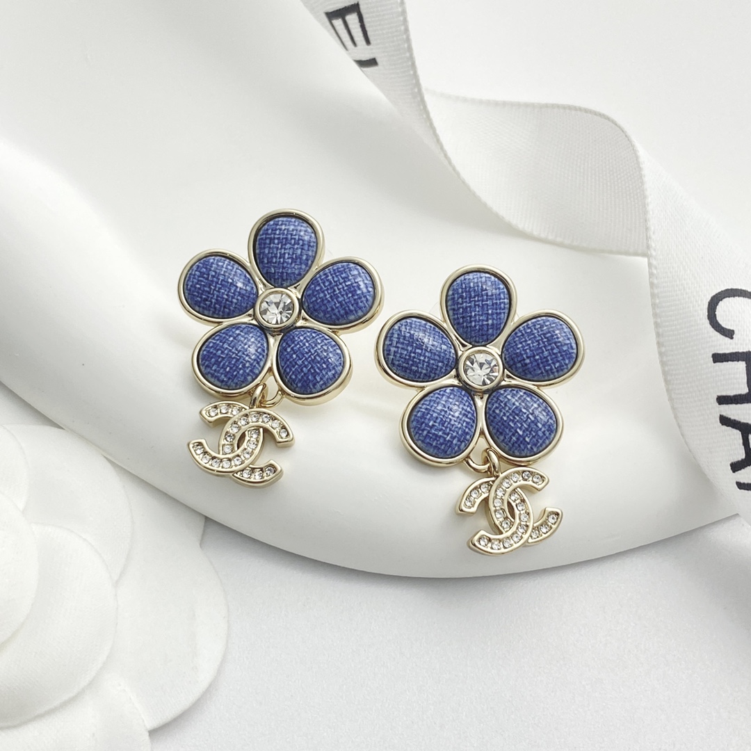 Chanel 高仿藍色花朵耳環 CC LOGO吊飾設計 女款飾品| 12 Chanel 高仿藍色花朵耳環 CC LOGO吊飾設計 女款飾品